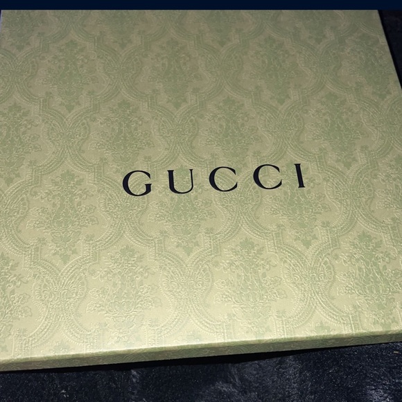 Authentic Men’s Gucci shirt - Picture 4 of 5
